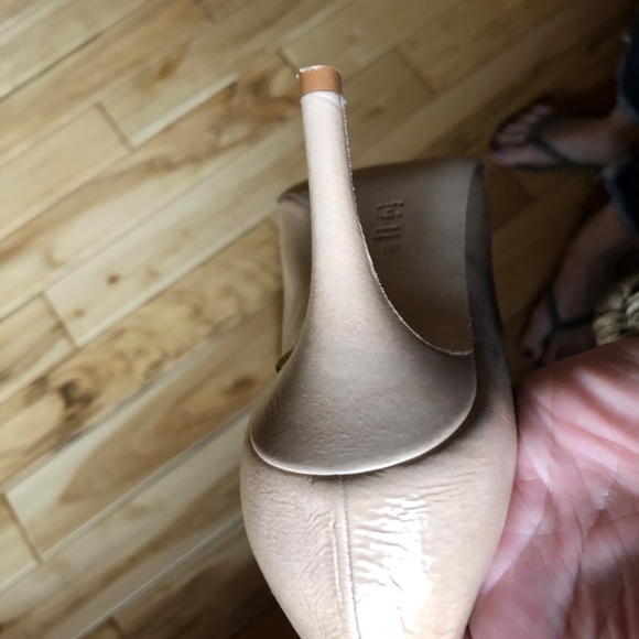 Pumps - Picture 5 of 6